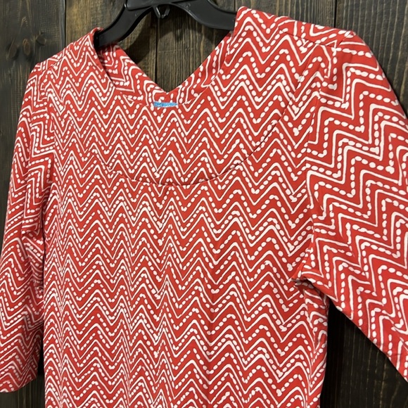 J. McLaughlin Top M Pink White Zig Zag Catalina Cloth 3/4 Blouse Relaxed Chevron - Picture 5 of 9